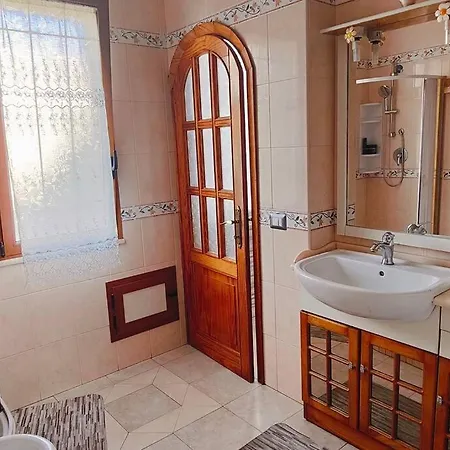 Flowers House A Quartu S Elena 公寓 夸尔图-圣埃莱娜