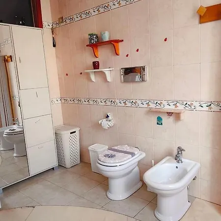 Flowers House A Quartu S Elena Apartment